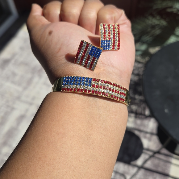 Jewelry - Patriotic Red, Blue, and Gold Jewelry Set
